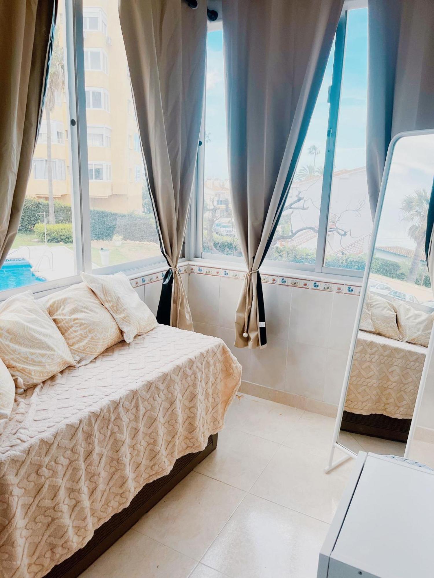La Casa Catharina Apartment Malaga Exterior photo